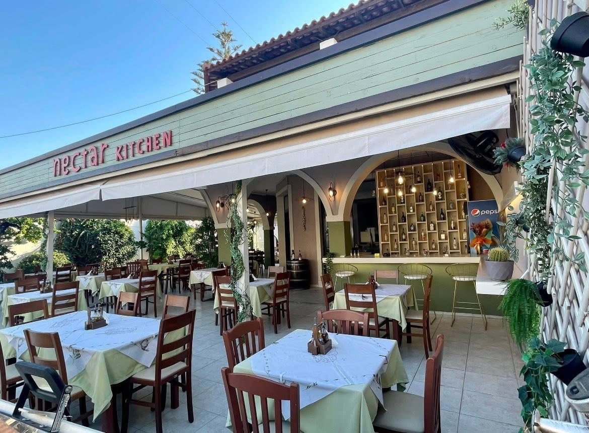 Nectar Kitchen outdoor dining area